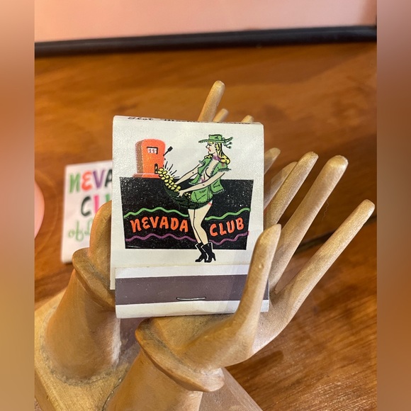 Vintage Nevada Club Casino - Las Vegas, Nevada Collectable Souvenir Matchbook - Picture 2 of 6